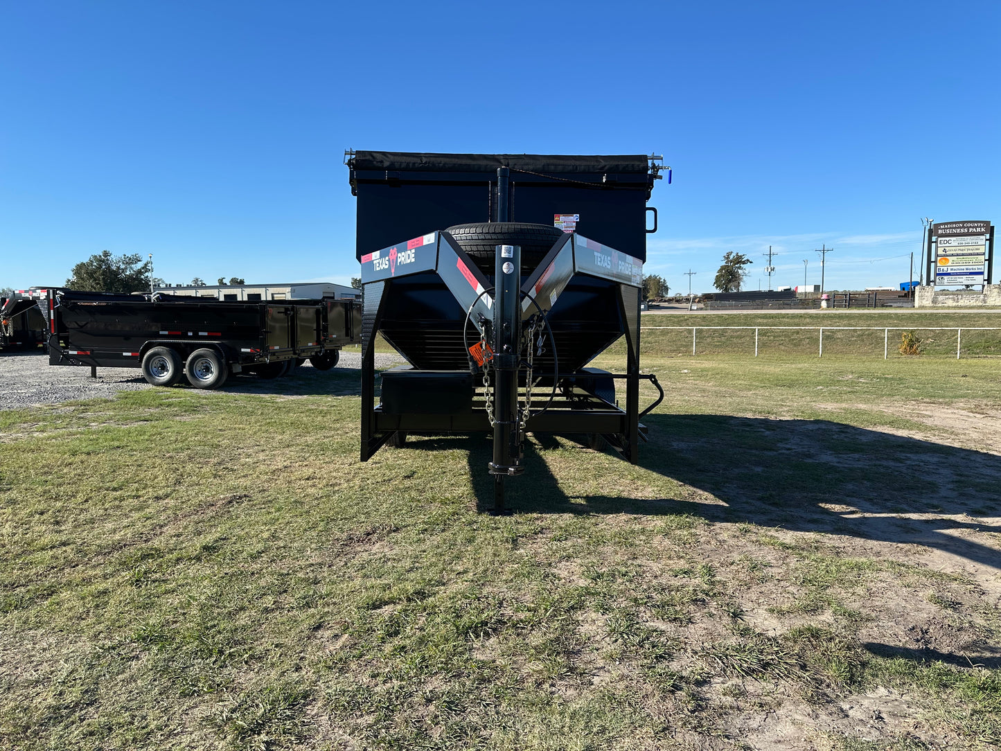 7'x16'x4' - 16K GVWR - Gooseneck Telescopic Dump Trailer